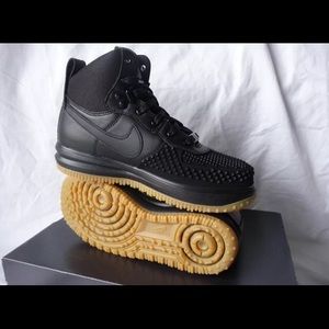New Nike Air Force 1 Duck Boots Black
